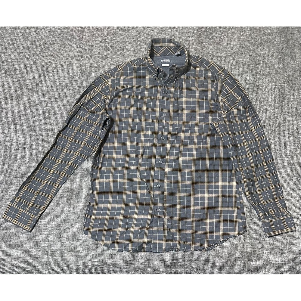 Van Heusen Classic Fit Men's‎ M 15-15 1/2 Plaid Long Sleeve Shirt